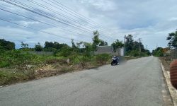 Tuổi già bán gấp 2.300m2 đất phủ lý, gần chợ, đường 16m, sổ hồng riêng giá 650 triệu