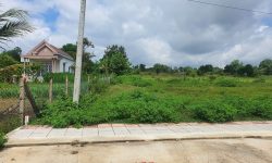 Kẹt tiền bán 3263m2 sát chợ, trường, ngay khu trung tâm,đường đang lên nhựa 16m – 720 triệu