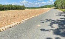 Bán 6.659m2 đất, đường nhựa, sau chợ, sát trường, cụm kcn tiện ở, xây trọ, kd. 560tr/shr