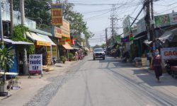 BÁN ĐẤT CHƠN THÀNH MẶT TIỀN CHỢ, ĐƯỜNG NHỰA 18m, KHU ĐÔ THỊ, DÂN CƯ ĐÔNG, CHO THUÊ, KINH DOANH NGAY – 480TR