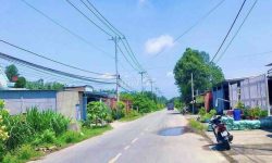 CHỦ KẸT TIỀN BÁN NHANH 243M2 ĐẤT THỔ CƯ SẴN MẶT TIỀN CHỢ DÂN CƯ ĐÔNG. GIÁ 190 TRIỆU