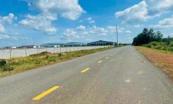 KẸT TIỀN BÁN GẤP 6X40= 243M2 ĐẤT, THỔ CƯ SẴN NGAY CHỢ ĐƯỜNG 18M DÂN CƯ ĐÔNG. GIÁ 190 TRIỆU