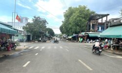 Nhà TốtMua bán ĐấtMua bán Đất Bình PhướcMua bán Đất Thị xã Bình LongBán rẻ 2 Sổ(10×50=500m2)Giá 260triệu,Đất Thị Xã, Sát QL13,Chợ,Trường Bán rẻ 2 Sổ(10×50=500m2)Giá 260triệu,Đất Thị Xã, Sát QL13,Chợ,Trường 4 / 5 Tin môi giới đăng 14 phút trước Bán rẻ 2 Sổ(10×50=500m2)Giá 260triệu,Đất Thị Xã, Sát QL13,Chợ,Trường